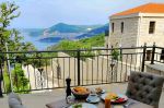 VILLA OAK LEAF RESIDENCES