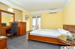 HOTEL TOMY