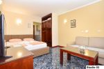 HOTEL TOMY
