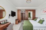 HOTEL DIPLOMAT