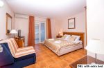 APARTMENTS LAZOVIC