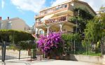 VILLA  ANDRO